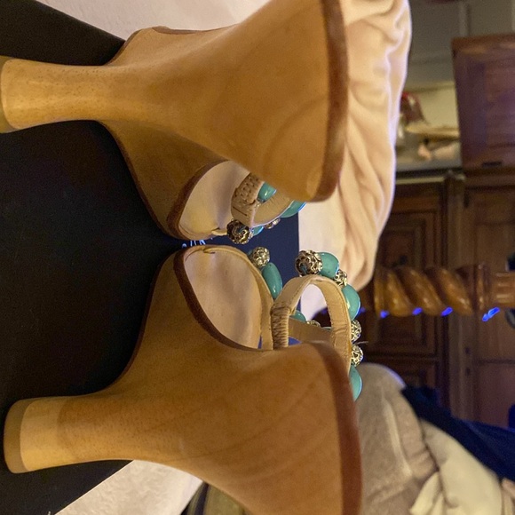 Beautiful Jeweled Wedge - Picture 11 of 13